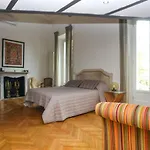 Vittoria Apartment